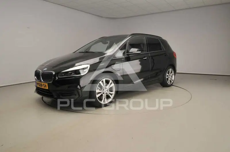 2021 BMW 225