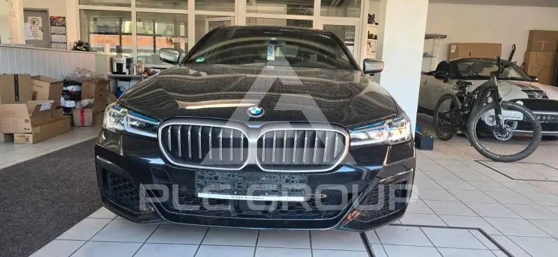 2021 BMW 550M