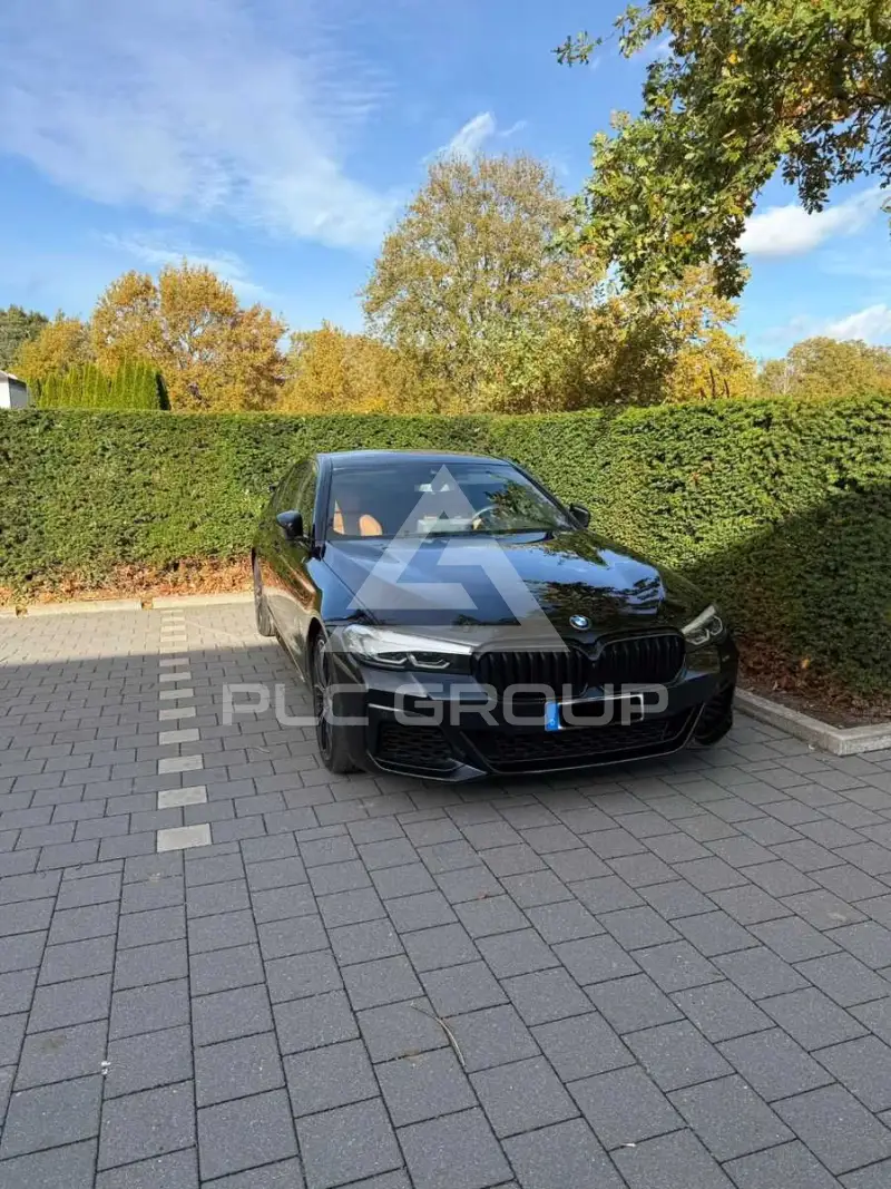 2021 BMW 550M