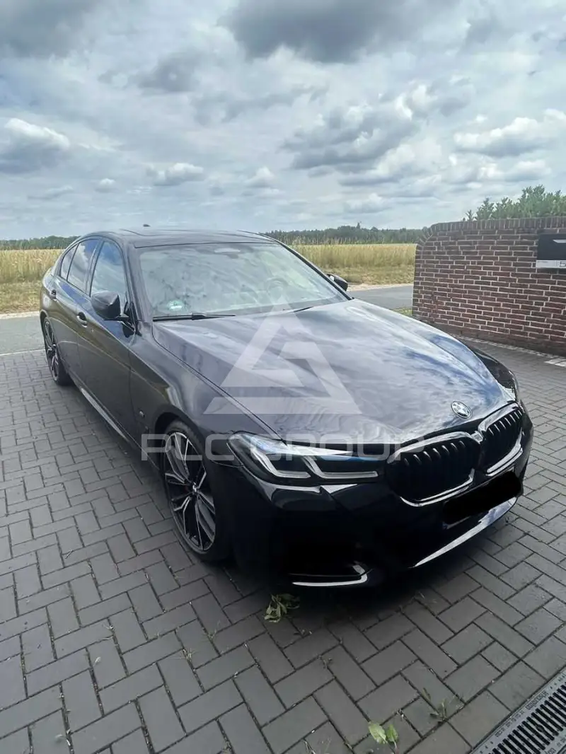 2021 BMW 550M
