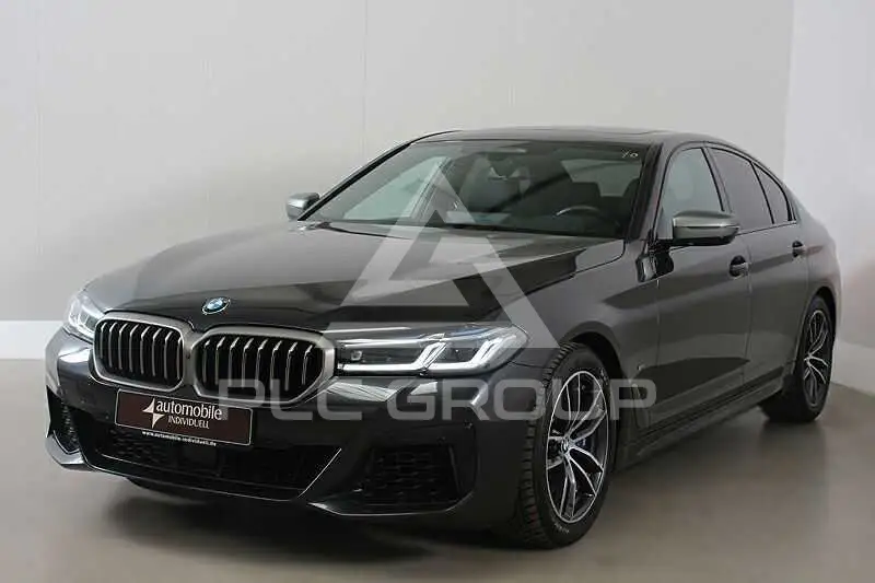 2021 BMW 550M