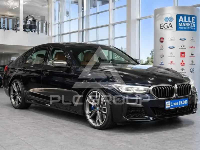 2021 BMW 550M