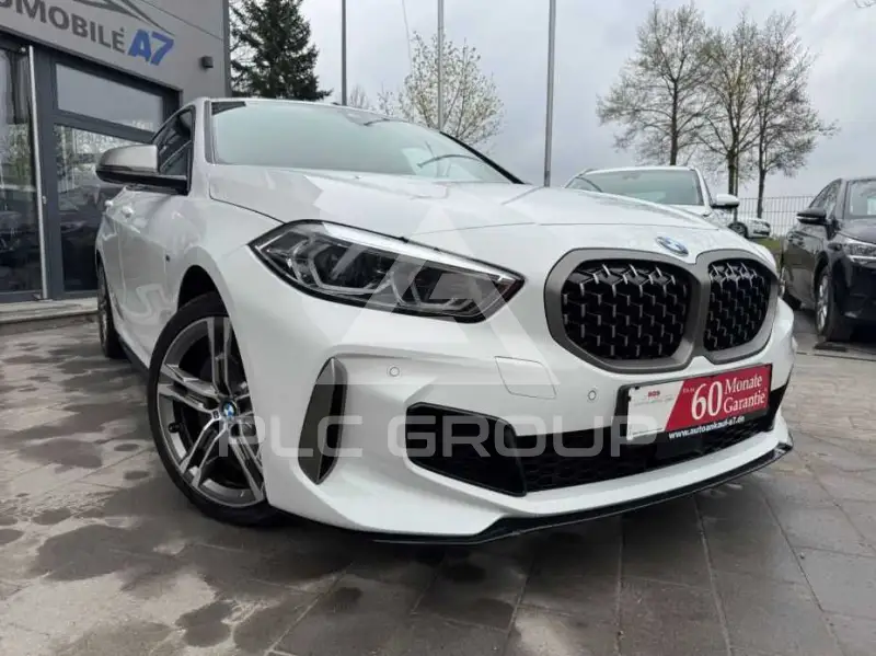 2021 BMW M1
