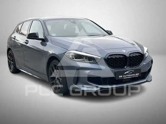2021 BMW M1