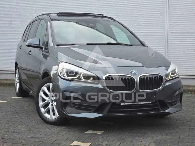 2021 BMW 220