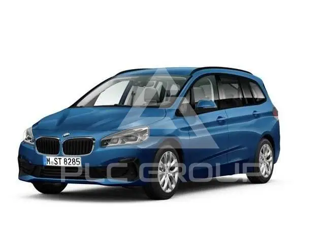 2021 BMW 220