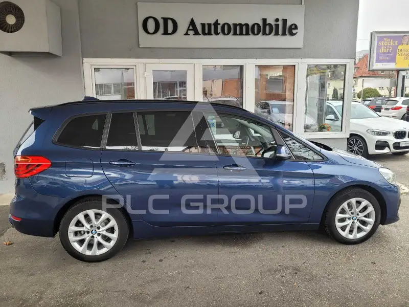 2021 BMW 220