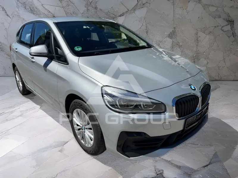 2021 BMW 218