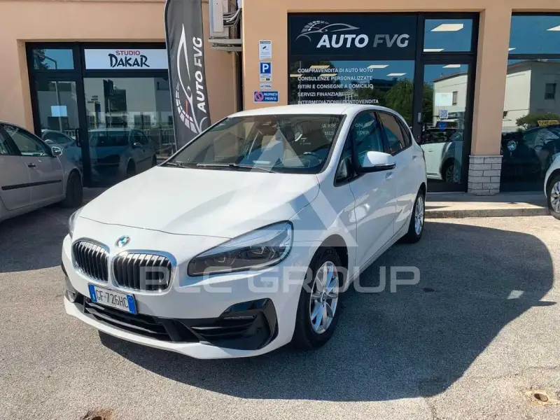 2021 BMW 218