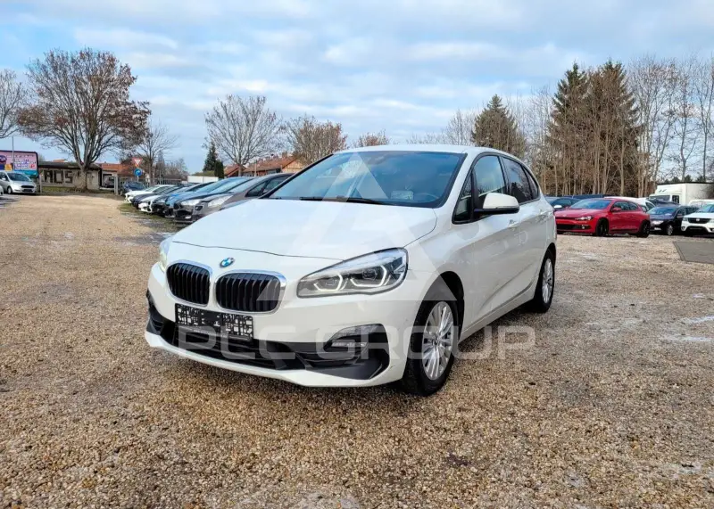 2021 BMW 218