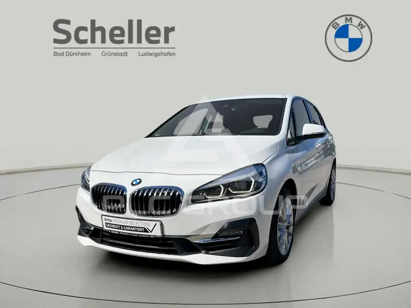 2021 BMW 218