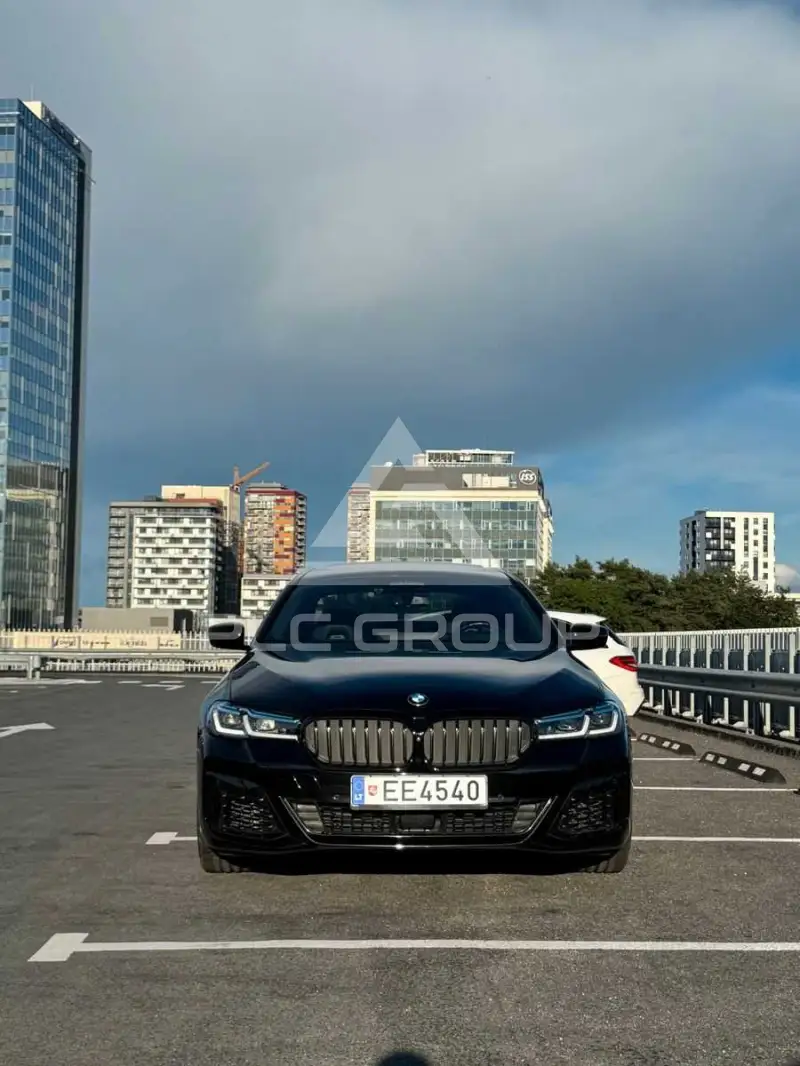 2021 BMW 545