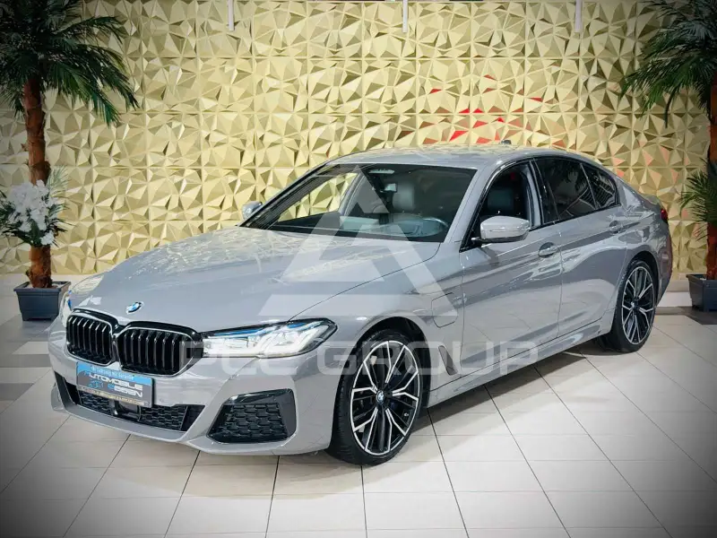2021 BMW 545
