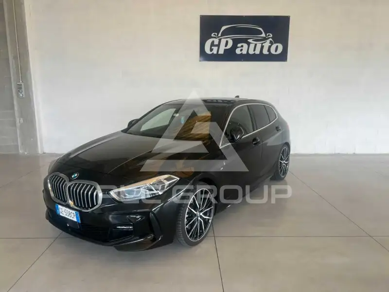 2021 BMW 120