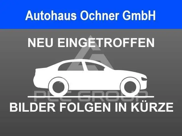 2021 BMW 120