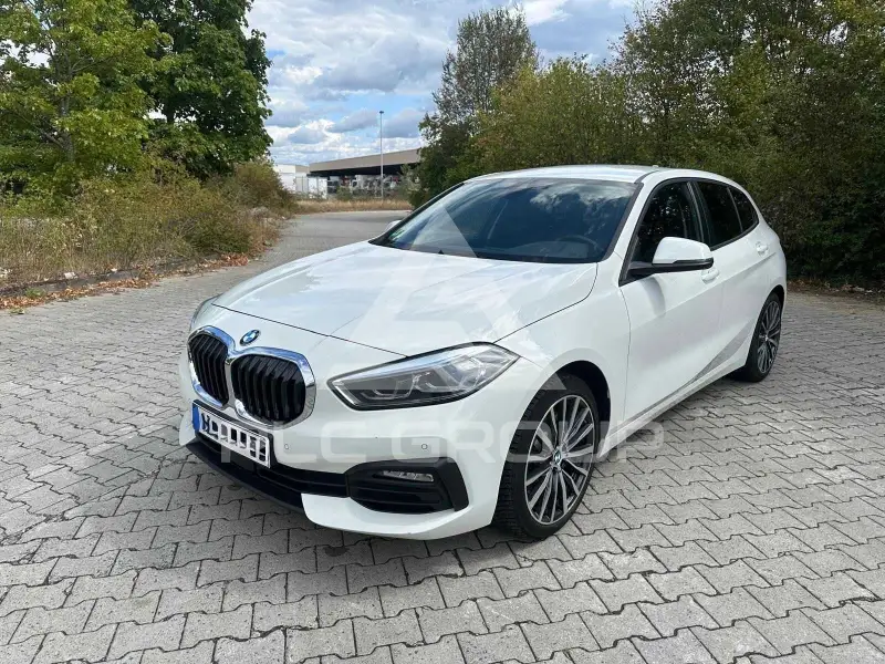 2021 BMW 120