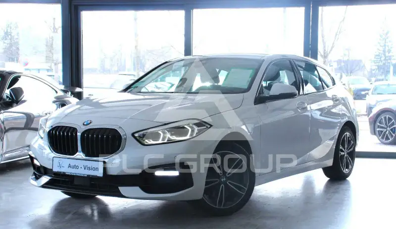 2021 BMW 120