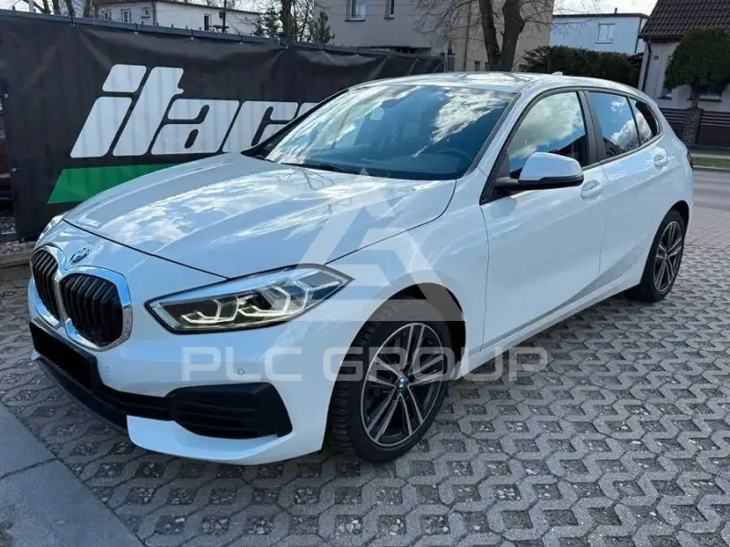 2021 BMW 120
