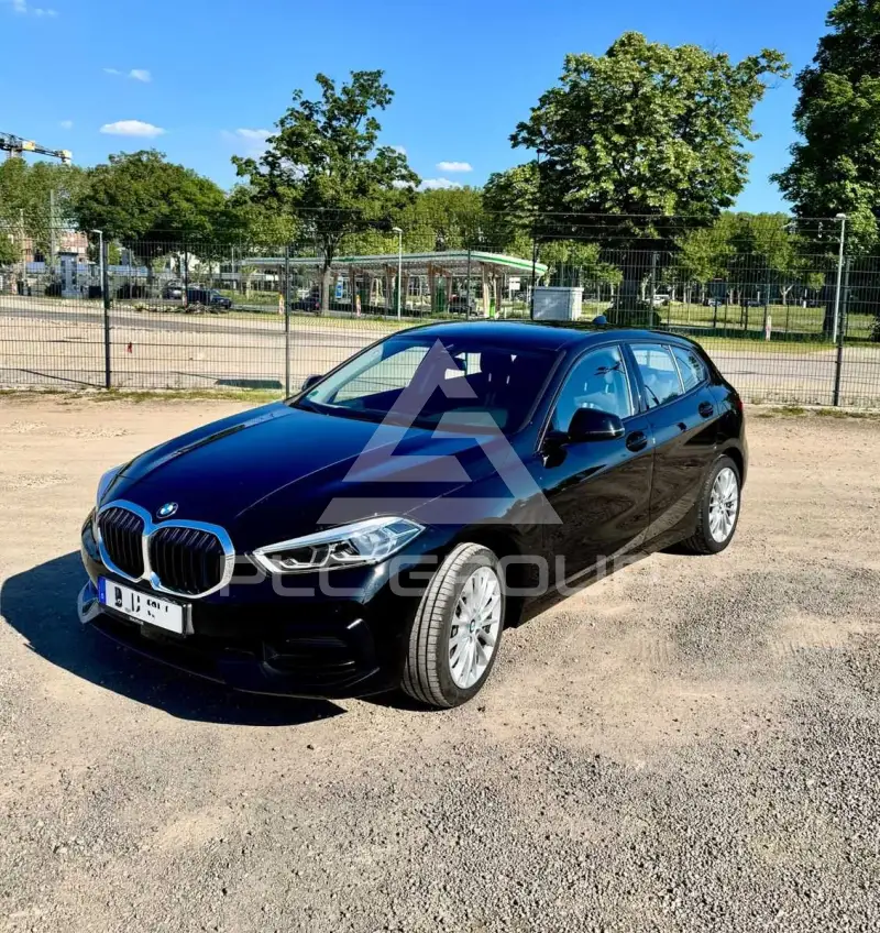 2021 BMW 120