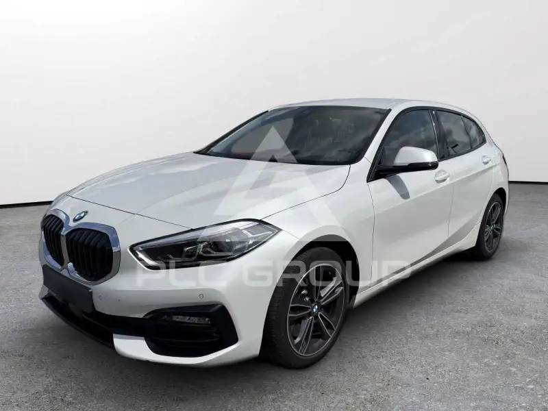 2021 BMW 120