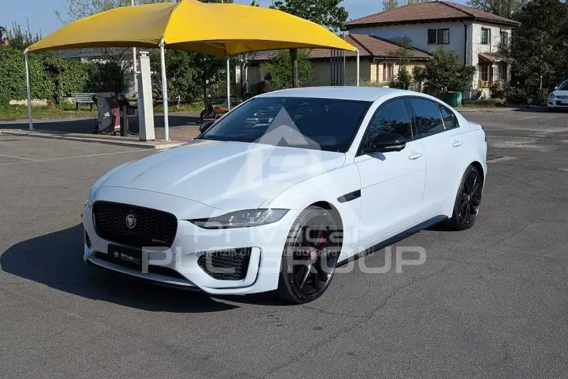 2021 Jaguar XE