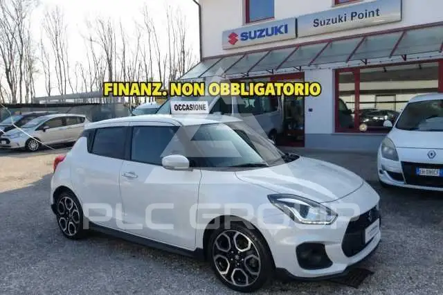 2021 Suzuki SWIFT