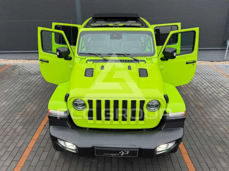 2021 Jeep WRANGLER