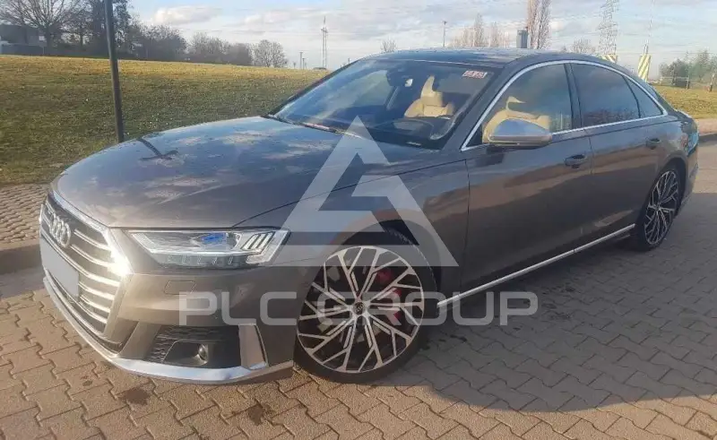 2021 Audi S8