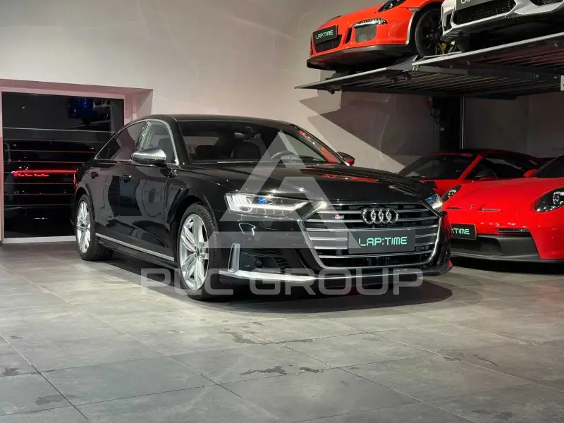2021 Audi S8
