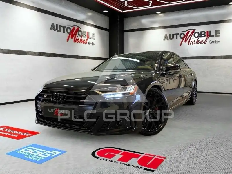 2021 Audi S8