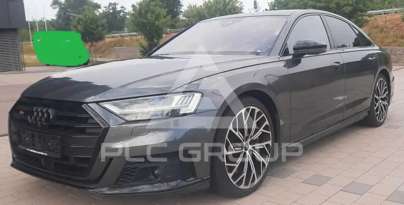 2021 Audi S8
