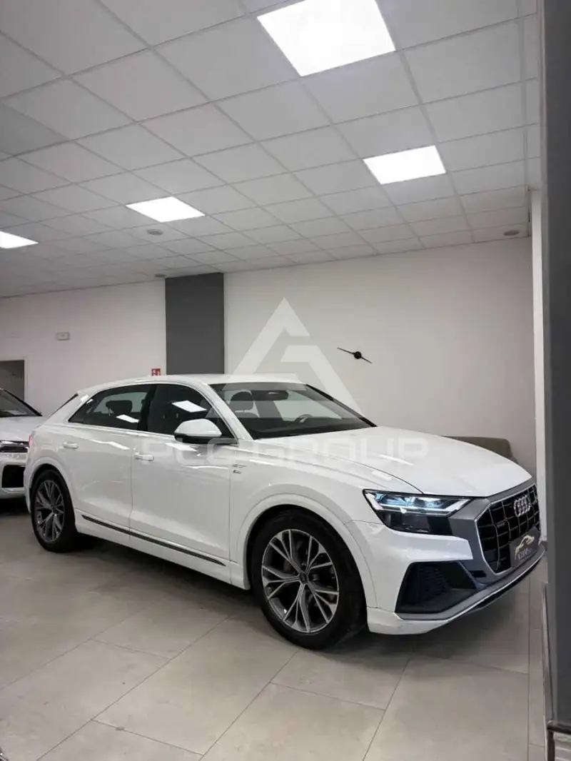 2021 Audi Q8