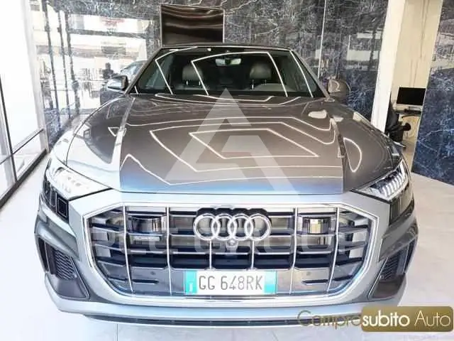 2021 Audi Q8