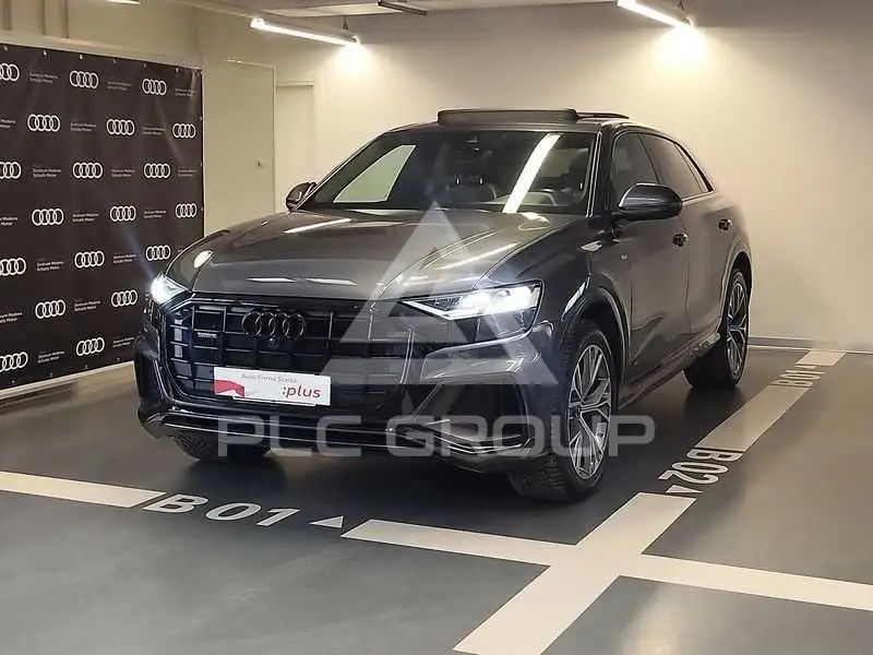 2021 Audi Q8