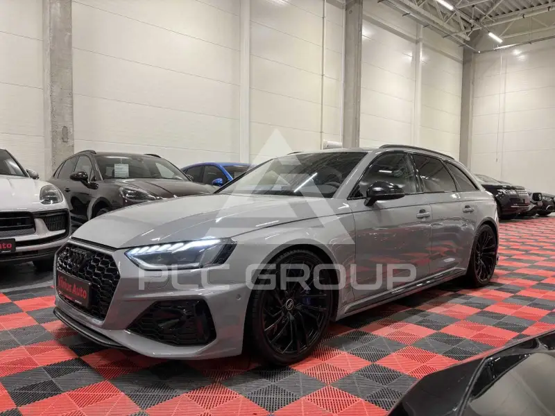 2021 Audi RS4
