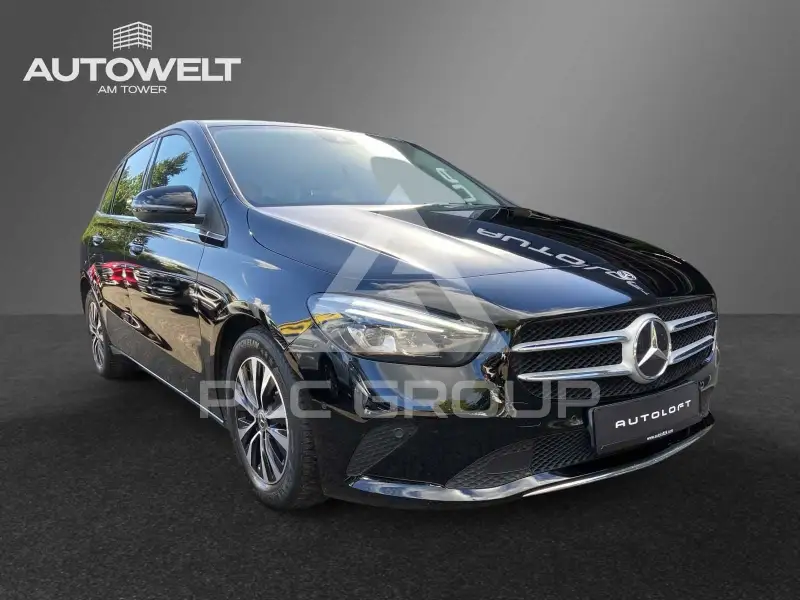 2021 Mercedes Benz B 200