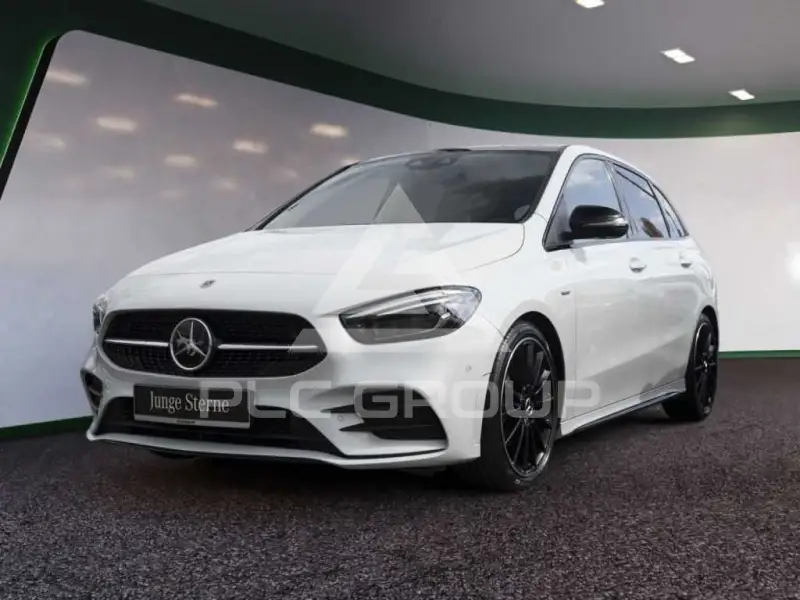 2021 Mercedes Benz B 200