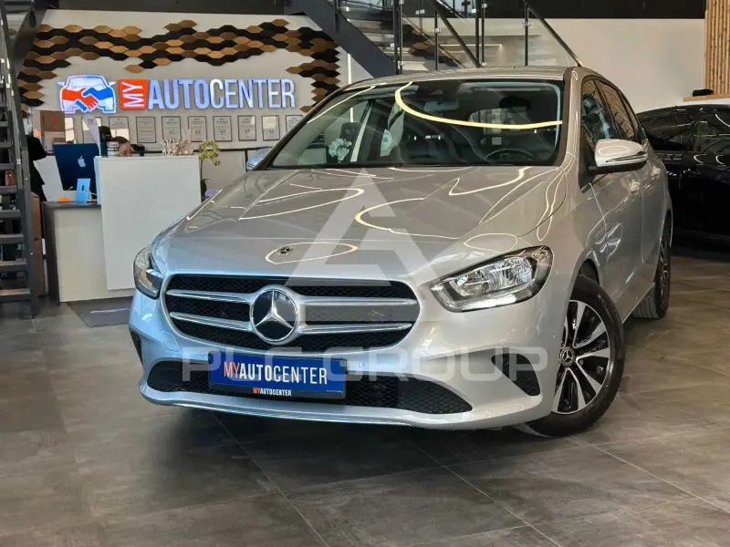 2021 Mercedes Benz B 200