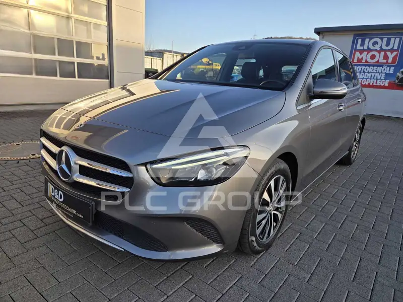 2021 Mercedes Benz B 200