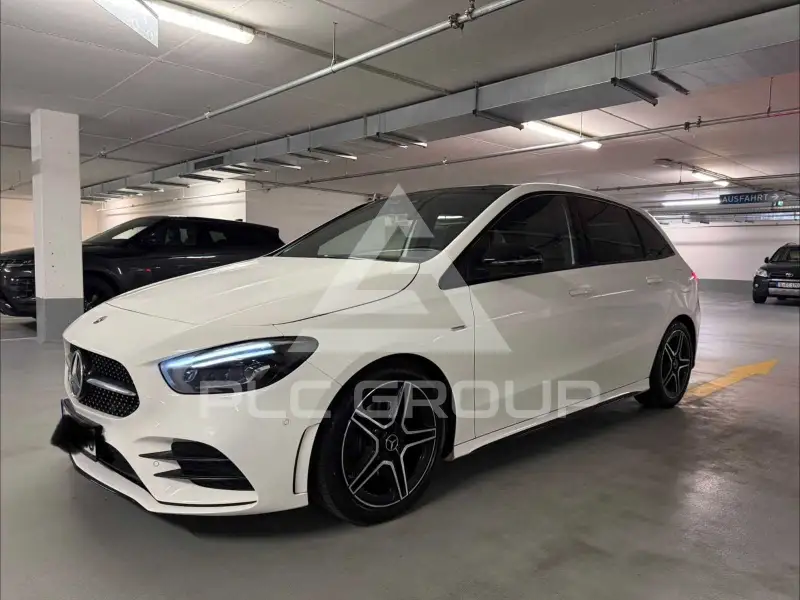 2021 Mercedes Benz B 200