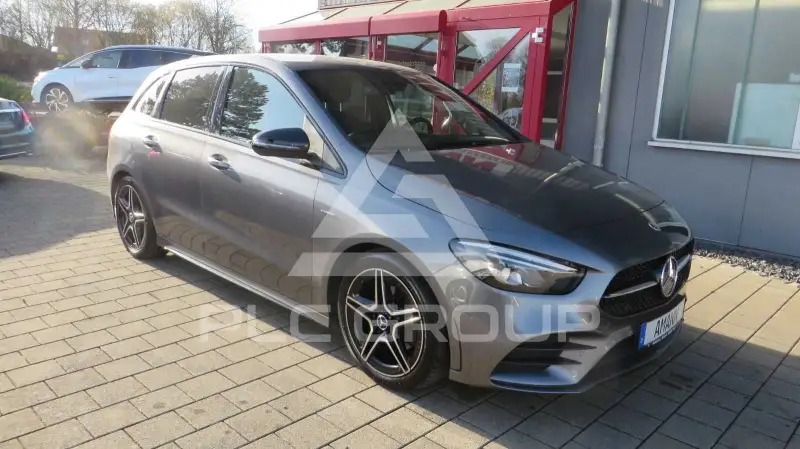 2021 Mercedes Benz B 200