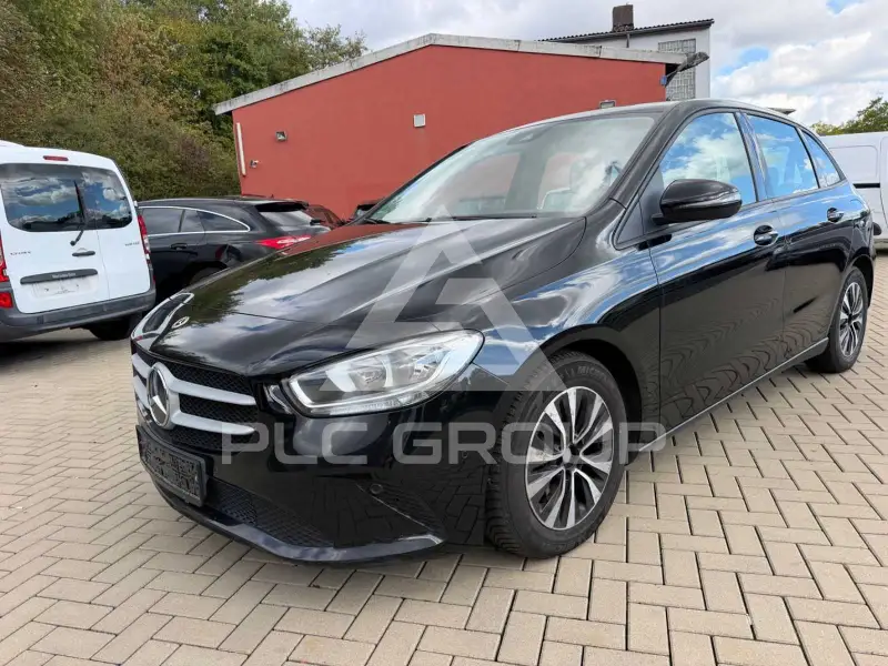 2021 Mercedes Benz B 200