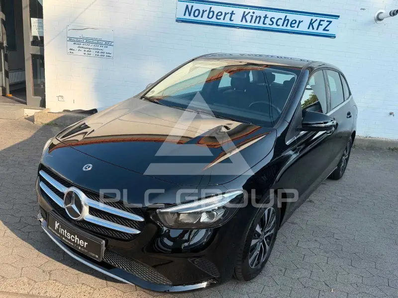 2021 Mercedes Benz B 200