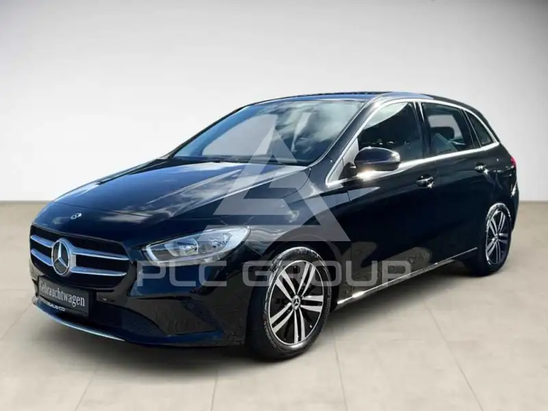 2021 Mercedes Benz B 200
