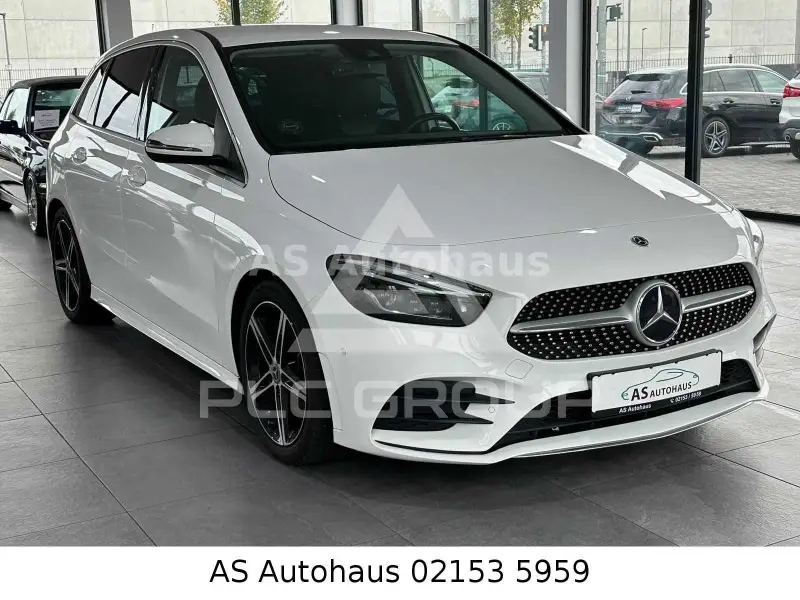 2021 Mercedes Benz B 200