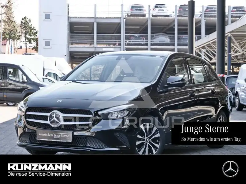 2021 Mercedes Benz B 200