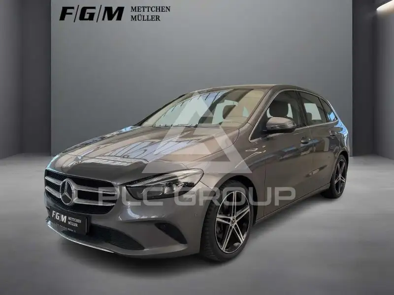 2021 Mercedes Benz B 200