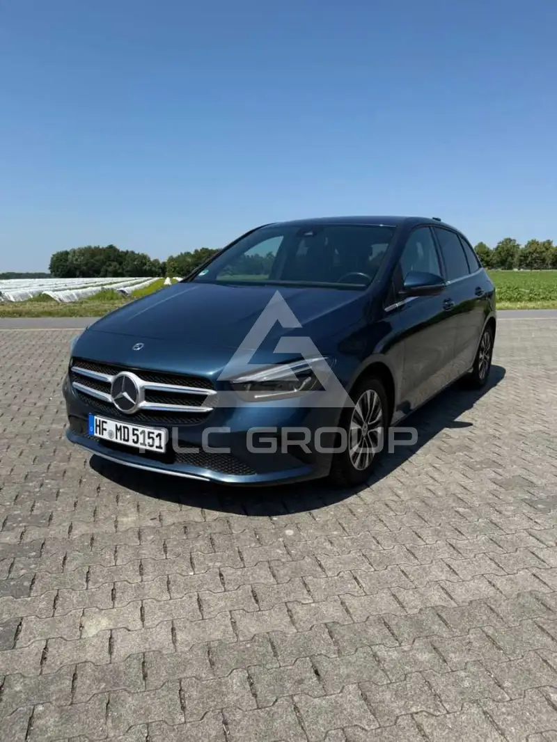 2021 Mercedes Benz B 200