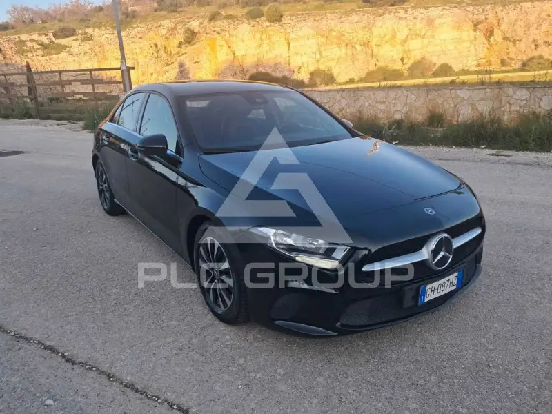 2021 Mercedes Benz A 180
