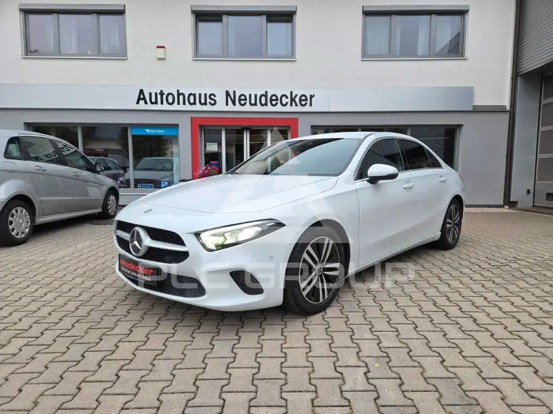 2021 Mercedes Benz A 180